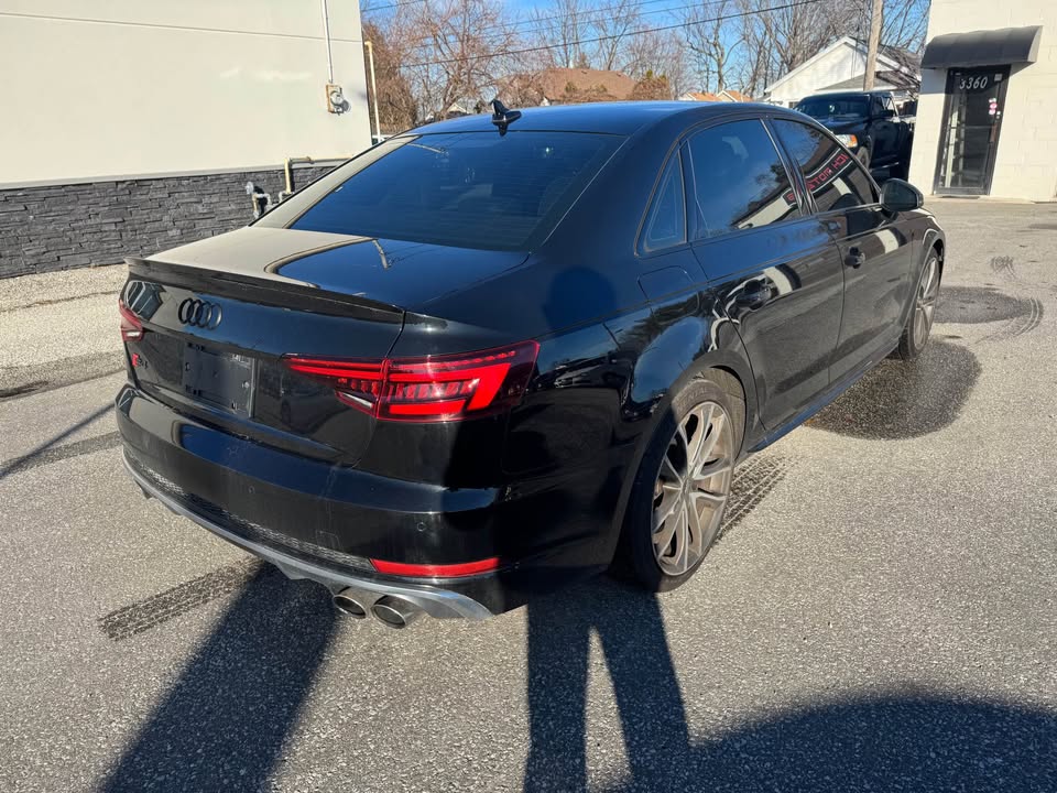 18Audi5