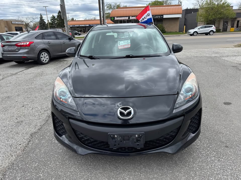 12Mazda2