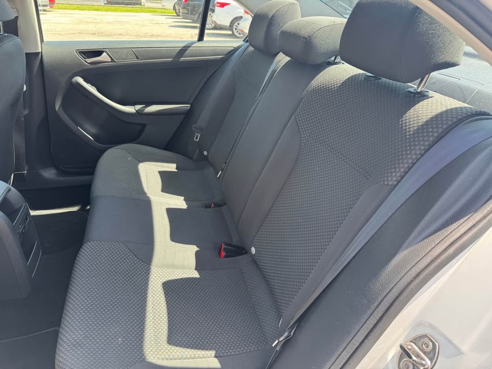 16Jetta10